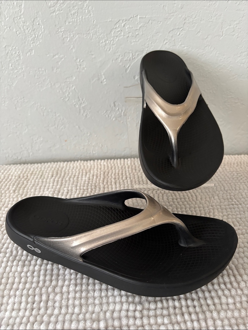 OOFOS OOlala Luxe Recovery Sandal
